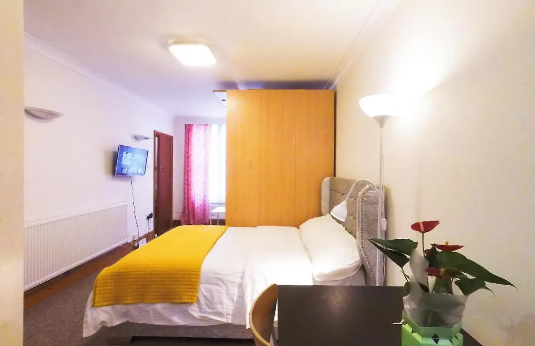 Cosy Studio For 4 People In Marylebone-1